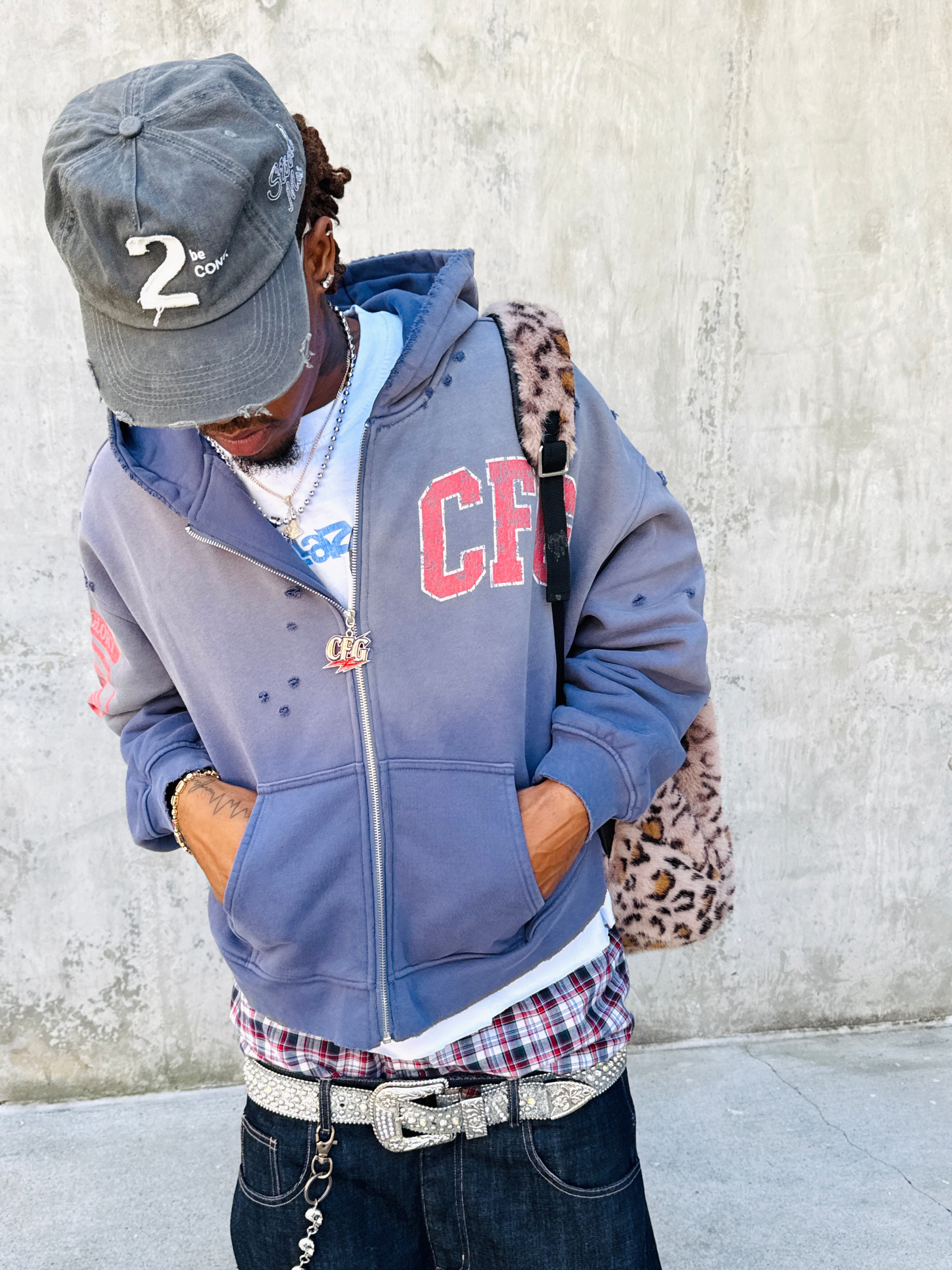 TATE MCRAE ZIP UP