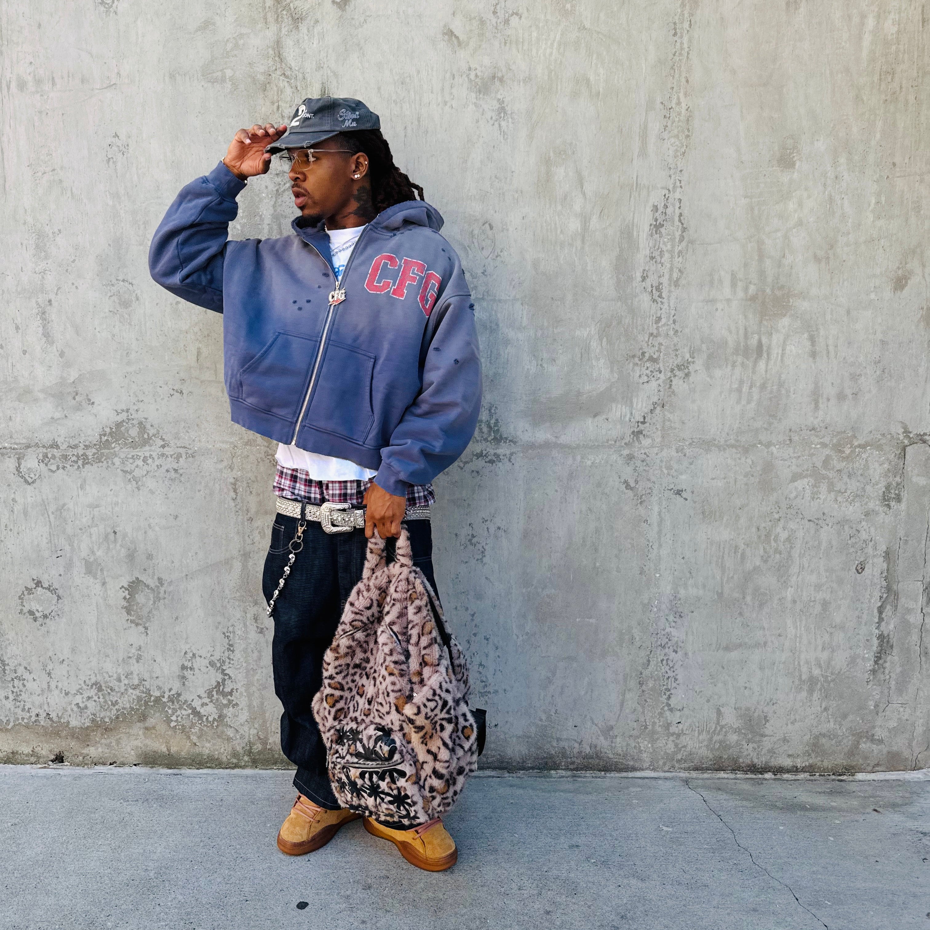 TATE MCRAE ZIP UP